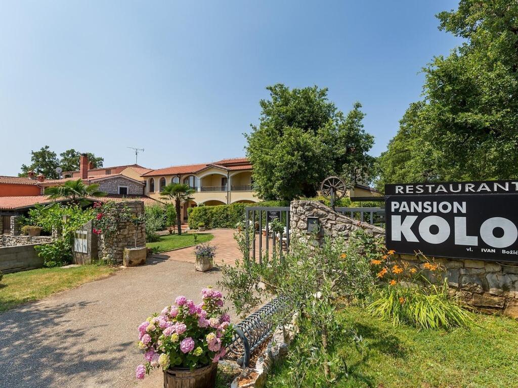 Bed And Breakfast Kolo Adults Only Bužinija Exterior foto