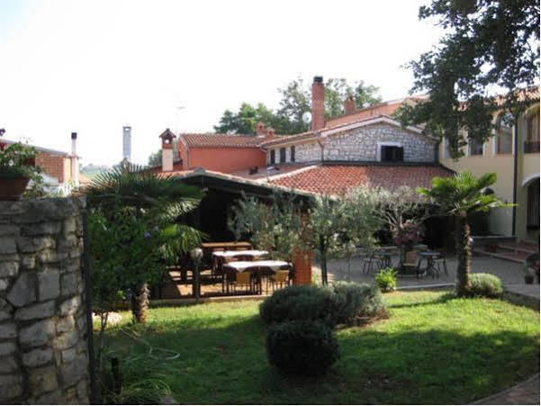 Bed And Breakfast Kolo Adults Only Bužinija Exterior foto